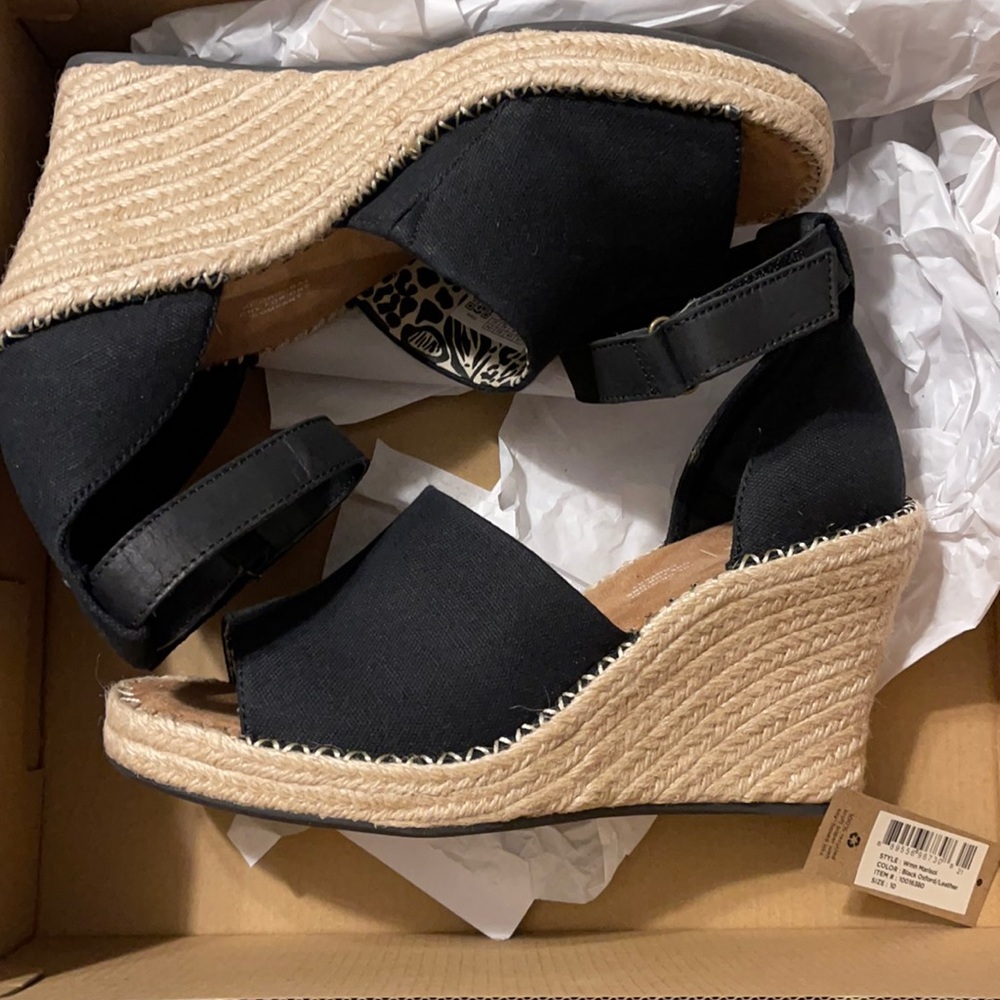 Winn Marisol Wedge Sandals